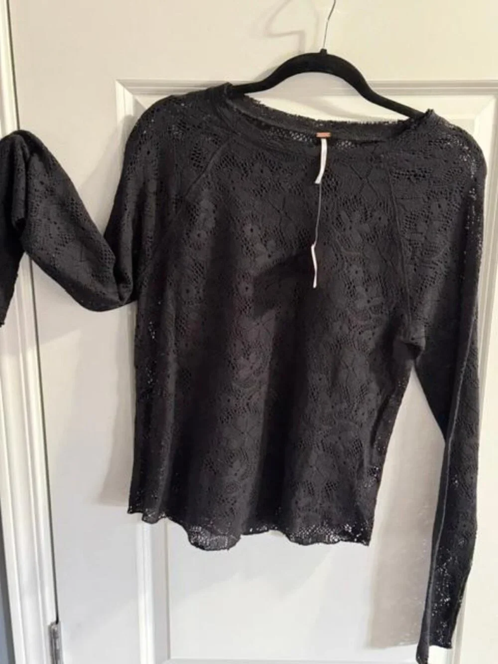Free People 🖤 description